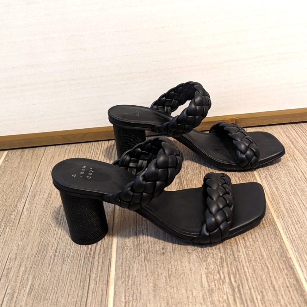 A New Day Black Heels size 7.5